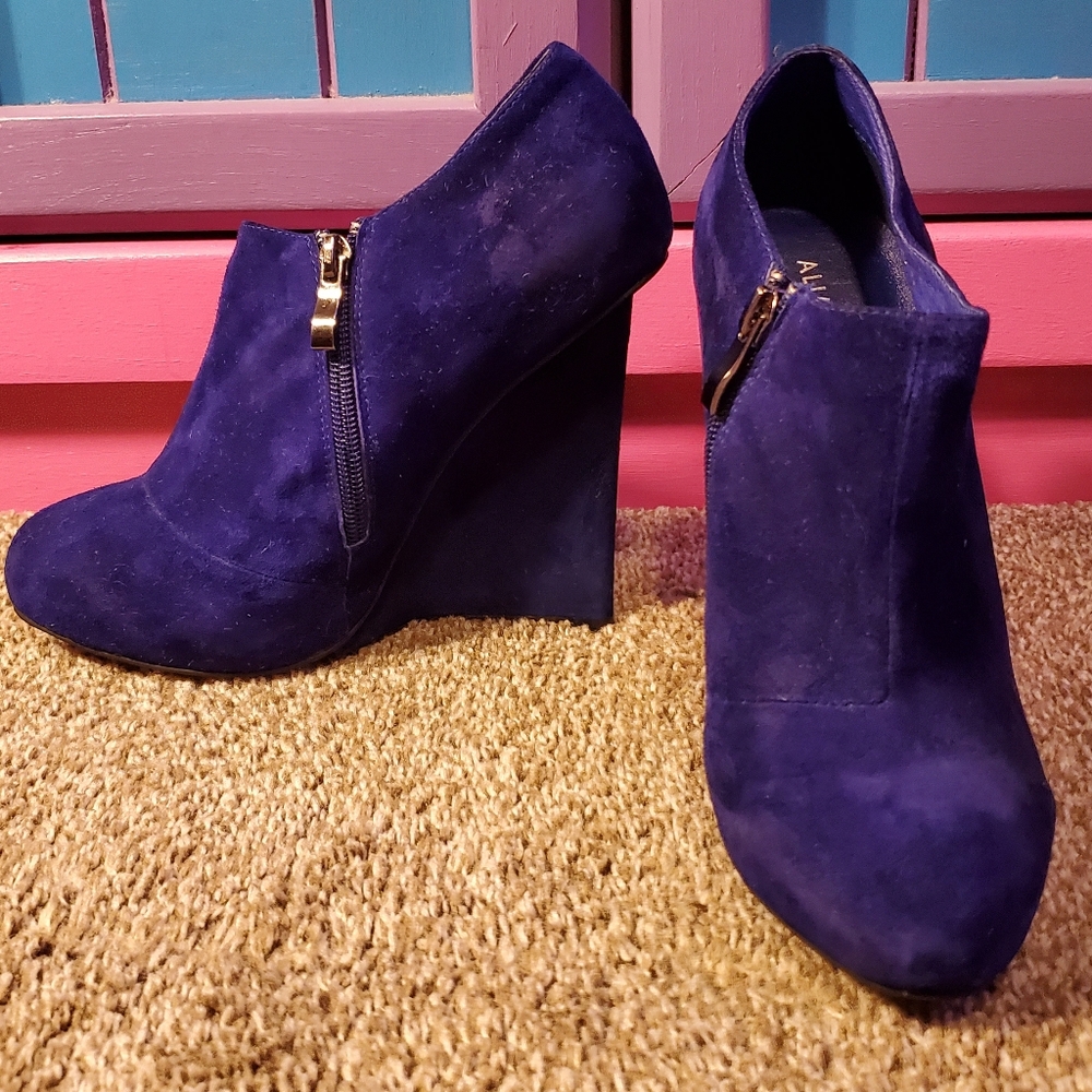Unique blue suede skinny stiletto high heel ankle boot booties
